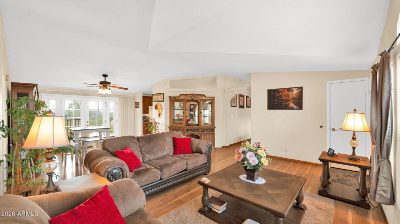 26-web-or-mls-P1398254