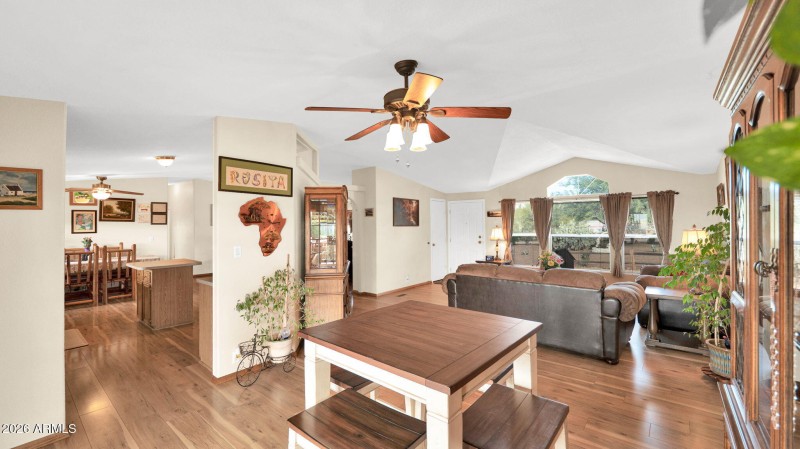 29-web-or-mls-P1398268