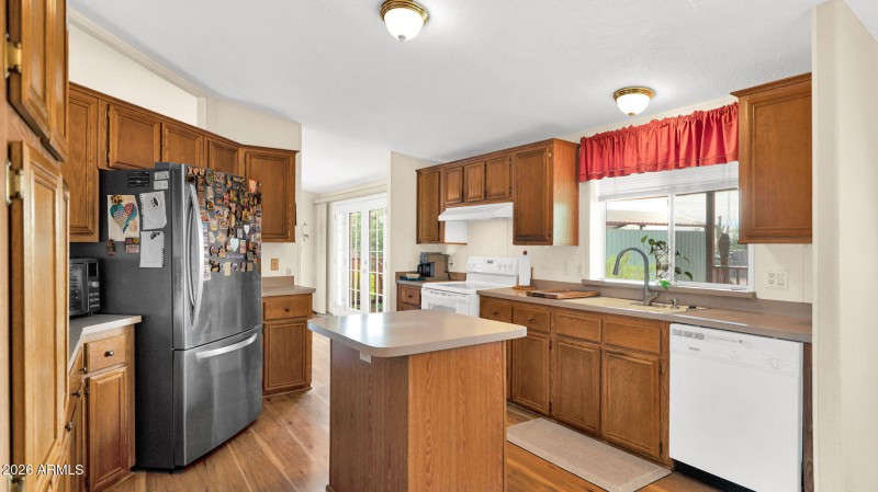 33-web-or-mls-P1398303