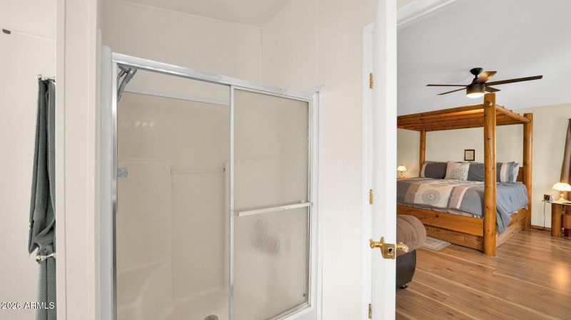 42-web-or-mls-P1398226