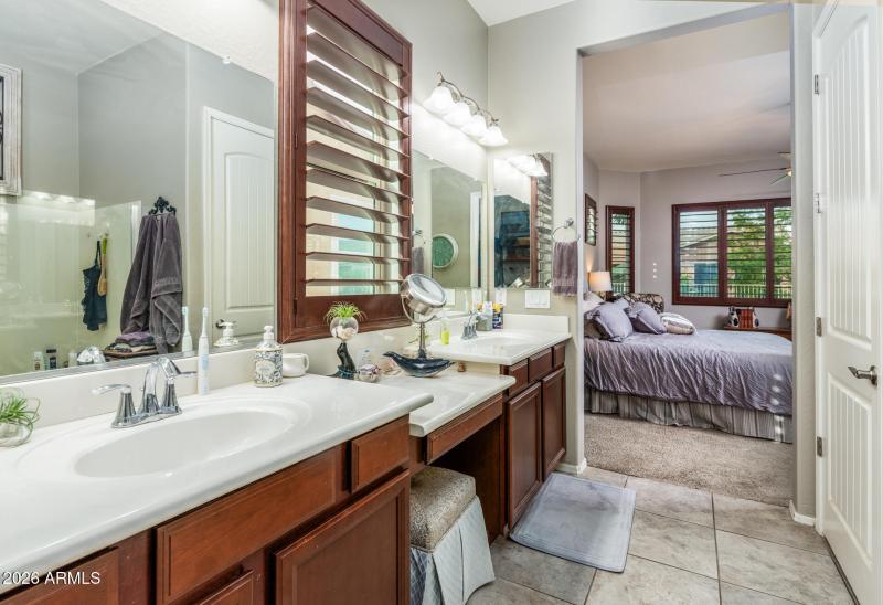 42174 W Solitaire-7598-Edit-Edit