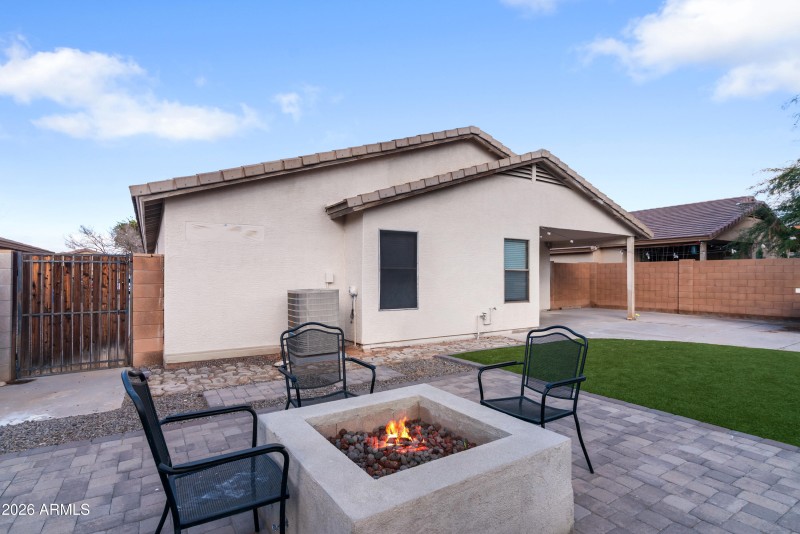 42_2113 w nancy ln reshoot-5b