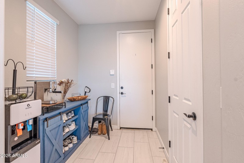 14mudroom