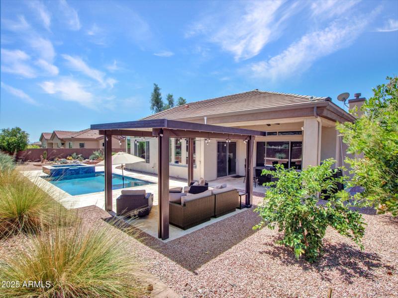 20-Backyard-(1)