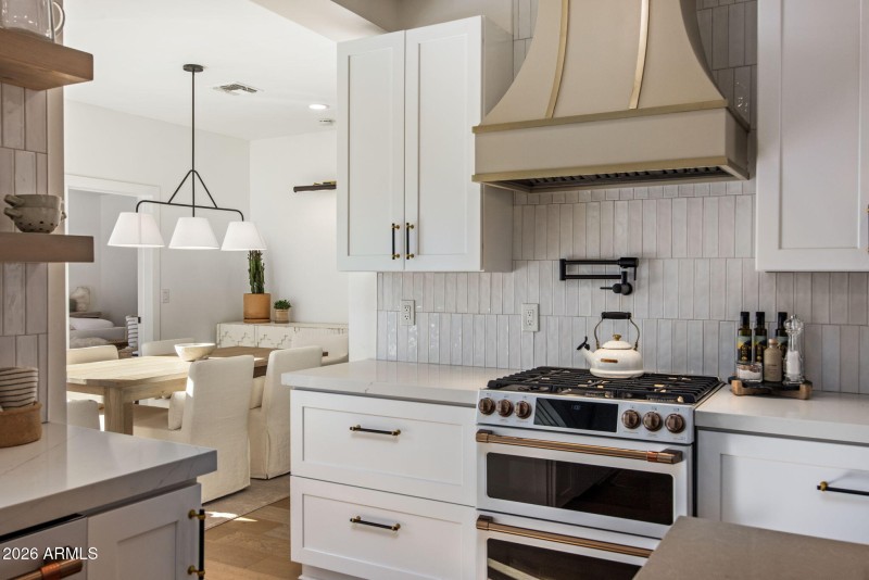 9-web-or-mls-D46A6345 copy