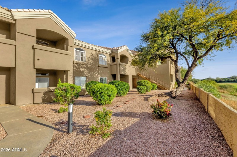 36-web-or-mls-5335-e-shea-blvd-2052