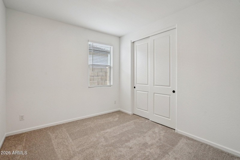 23-web-or-mls-W Camden Ave-S0301-023