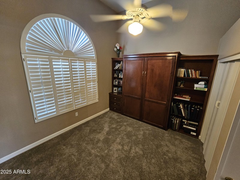 Bedroom / Murphy Bed