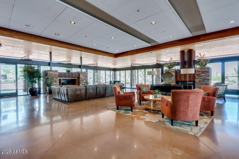 20190906024400421172000000-o