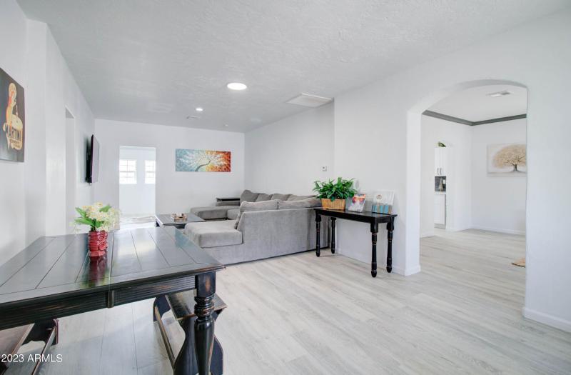 258 S Sutherland St Furnished-13