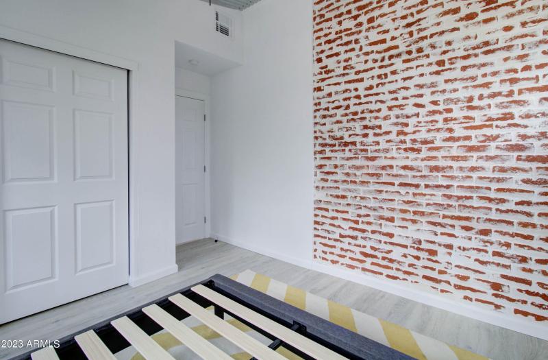258 S Sutherland St Furnished-24