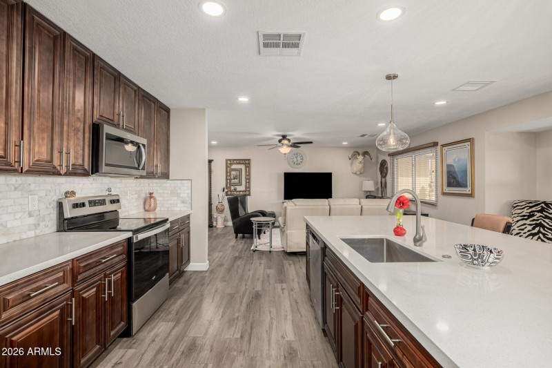 17 - Candlelight 12311