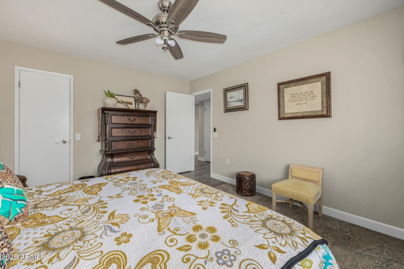 25 - Candlelight 12311