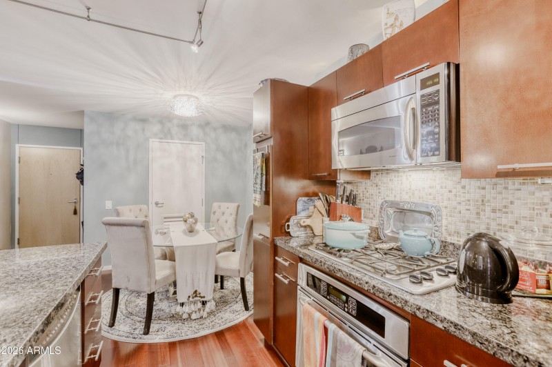 4808 N 24th Street 325 - MLS Sized - 016