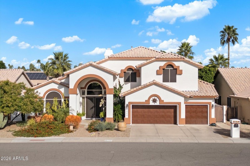 Scottsdale Home with 3-Car Garage