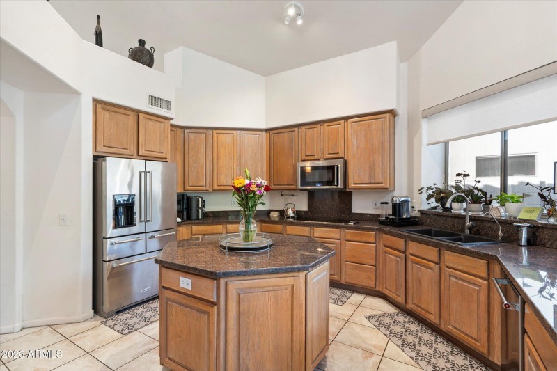 Kitchen with Center Island