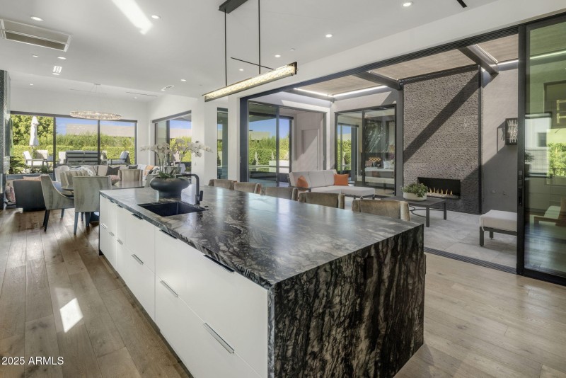 Kitchen to Courtyard