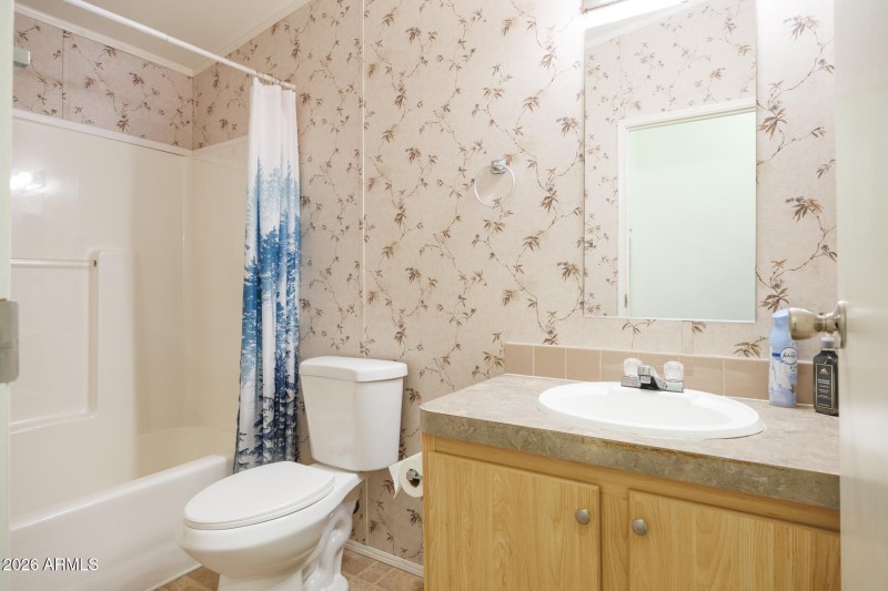 7312 N Reed - Bathroom