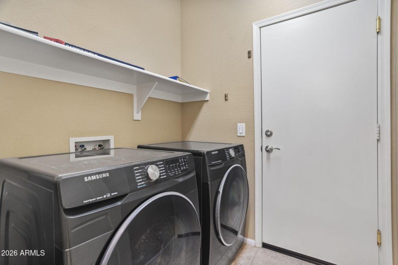 16125 W Latham St Goodyear - 323