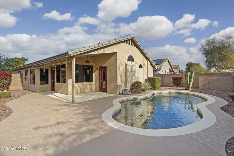 16125 W Latham St Goodyear - 338