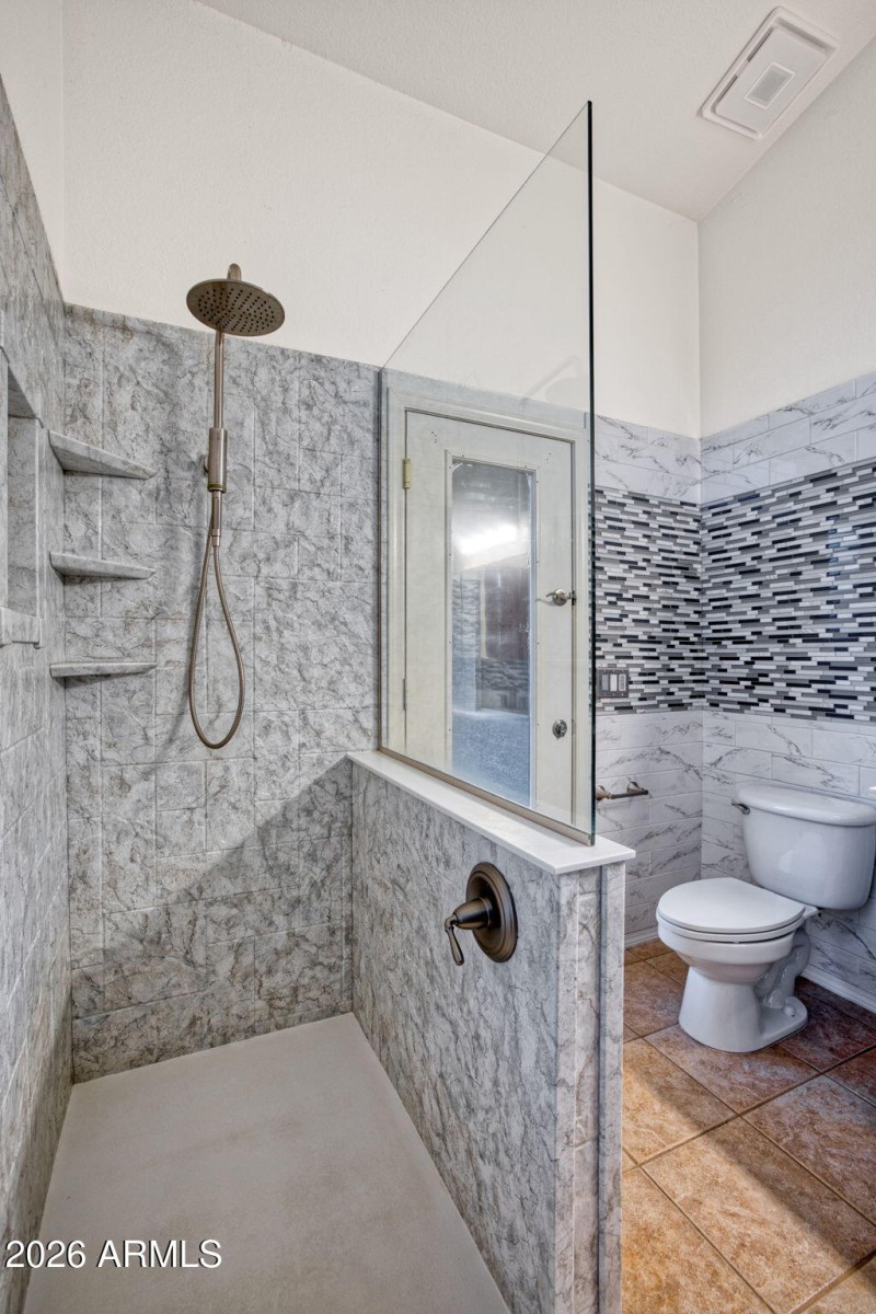 16125 W Latham St Goodyear - 612