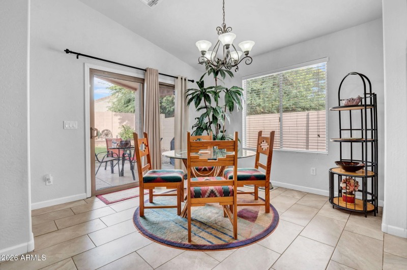 11-web-or-mls-13980 W Maunna Loa-11