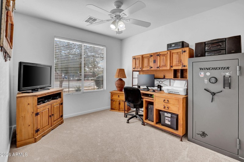 20-web-or-mls-13980 W Maunna Loa-20