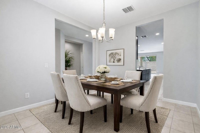 Dining Room Virtually Staged