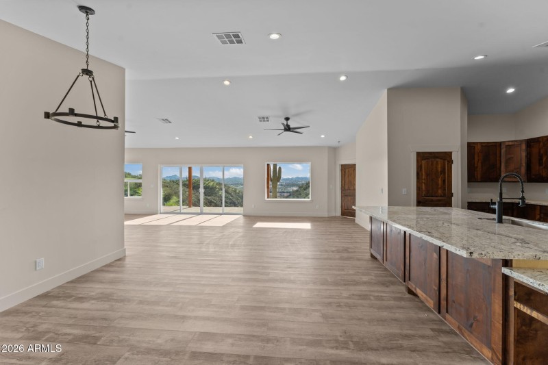 12-web-or-mls-DSC08666