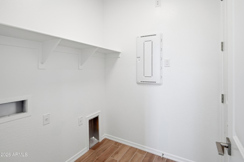 Acacia Foothill-vacant-05