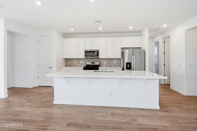 Acacia Foothill-vacant-08