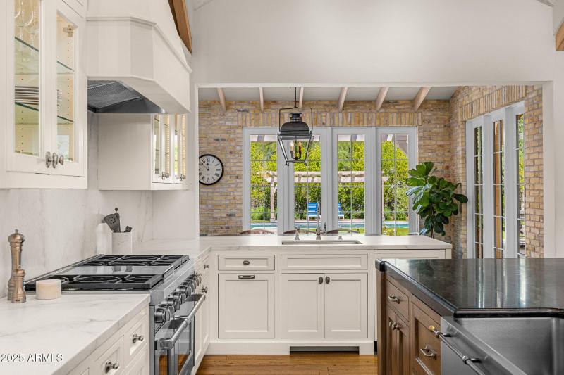 luxury kitchen3