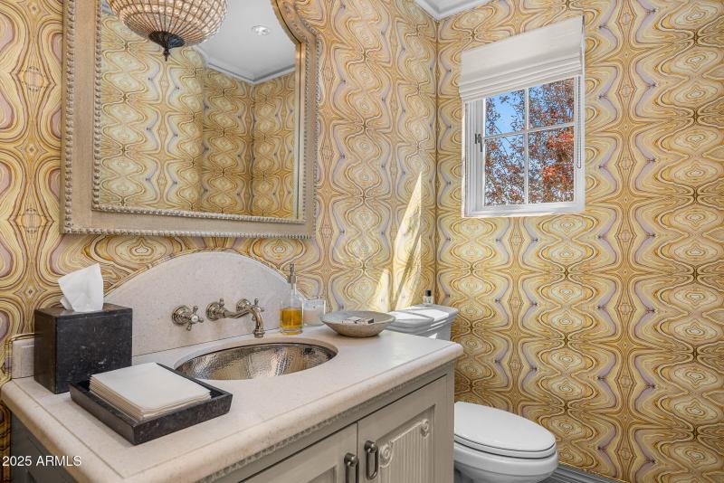 powder room