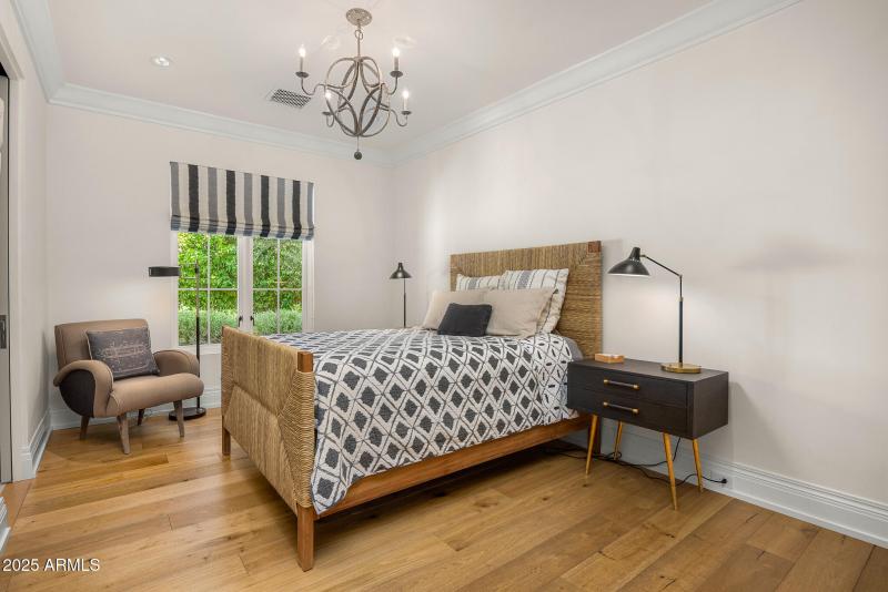 guest bedroom1