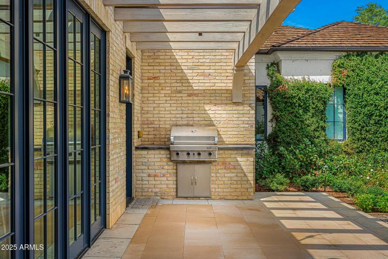 patio grille