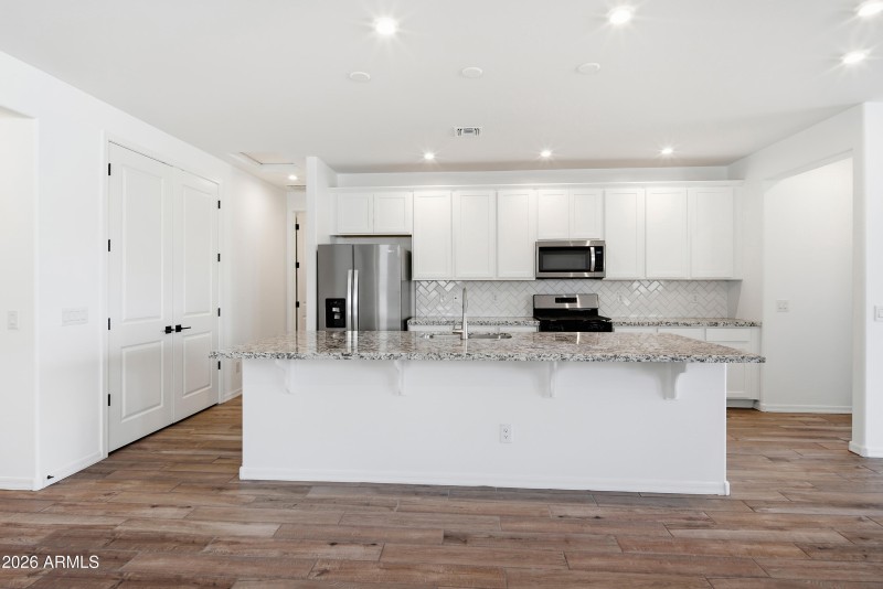 Acacia Foothill-vacant-13