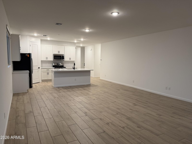 0012_ Great Room & Kitchen