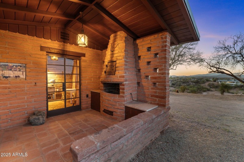 890 W Palo Verde Dr