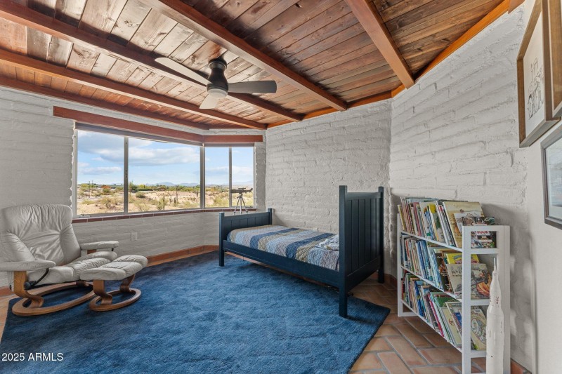 890 W Palo Verde Dr