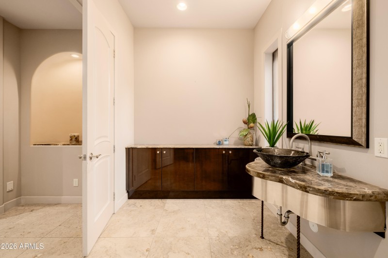 16 Ironwood