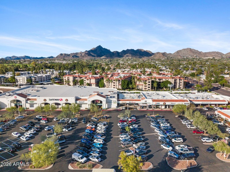 Direct Access to Shopping Center