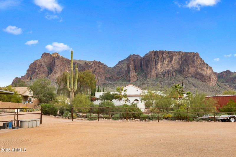 Superstition Mountain Views
