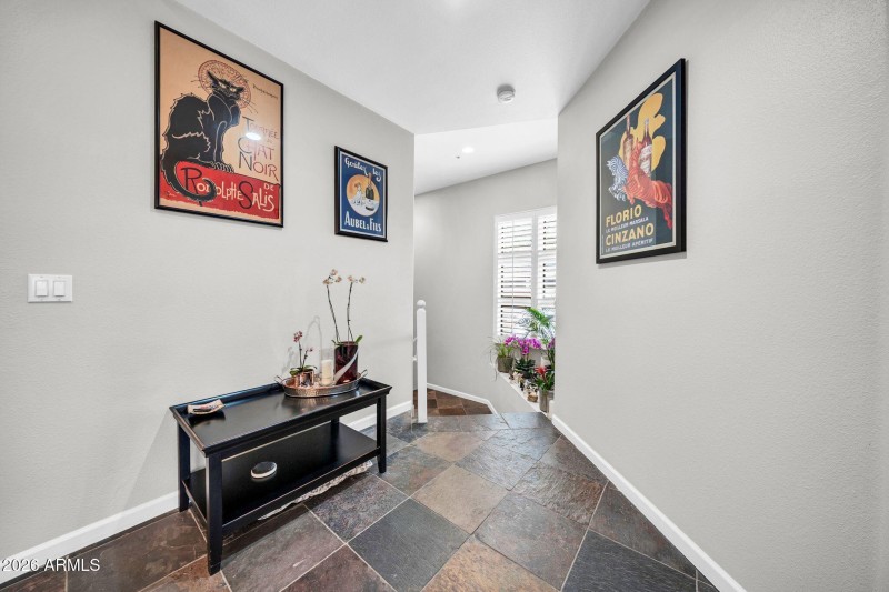 8270 N Hayden Rd 2052-25