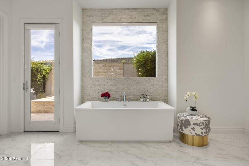 33-web-or-mls-13917-n-prospect-trl