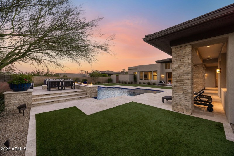 77-web-or-mls-13917-n-prospect-trl