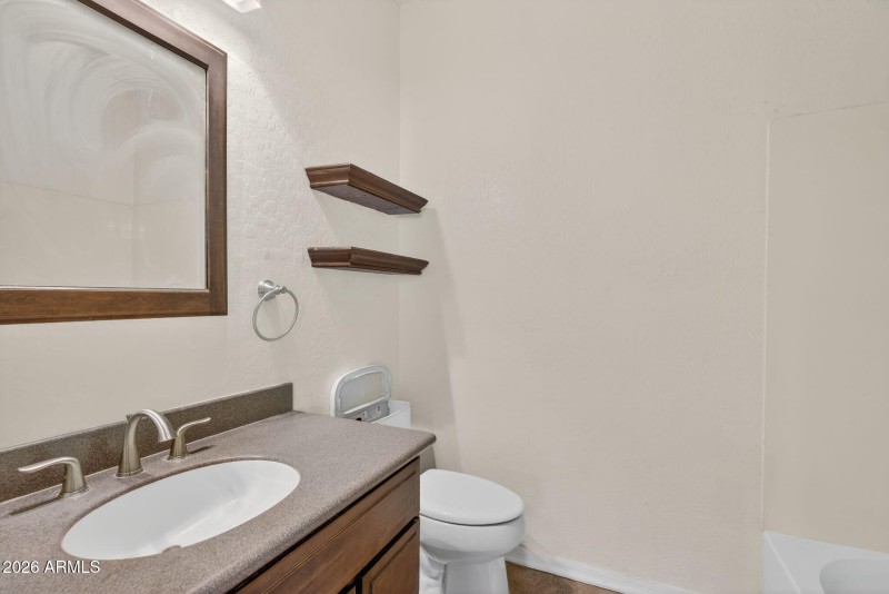 20-web-or-mls-Ravenswood_20