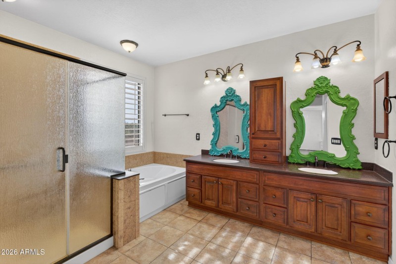 93-web-or-mls-Ravenswood_27 (2)