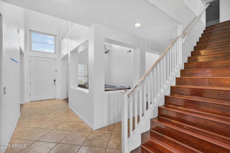 5-web-or-mls-Ravenswood_05