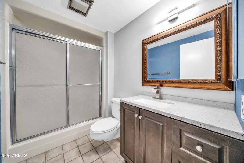 9422 W Manzanita Dr-19