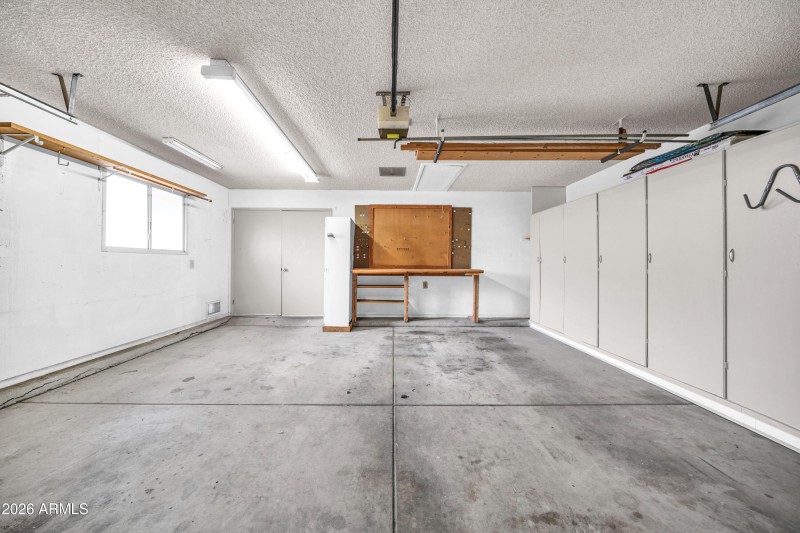 9422 W Manzanita Dr-26